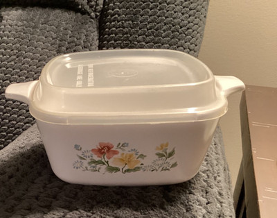 CORNINGWARE ''AUTUMN MEADOW'' CASSEROLE W/PLASTIC LID ~ 700 ml
