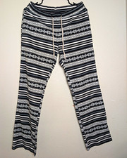 Old Navy Women's M Black White Fair Isle Snowflake Fleece Pajama Lounge Pants