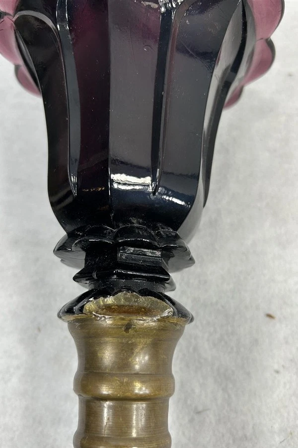 Lámpara de vidrio linterna aceite púrpura oscuro sándwich 13,5 alto color raro antiguo siglo XIX Foto 4 de 4