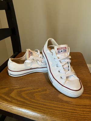 chuck taylor size 4