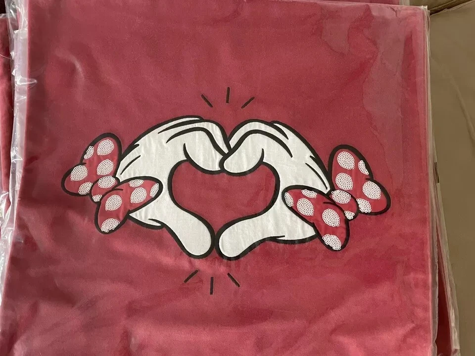 Pottery Barn Disney Navidad Terciopelo Minnie Mouse Falso Fiesta de Vacaciones Regalo Niña h Foto 4 de 4