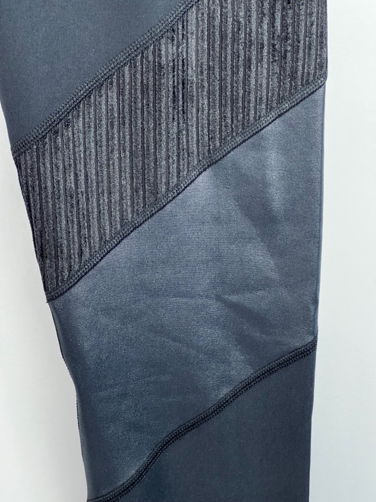 NWT 90 Degree by Reflex Leggings Women's Sz M Black High-Rise Inside Pocket