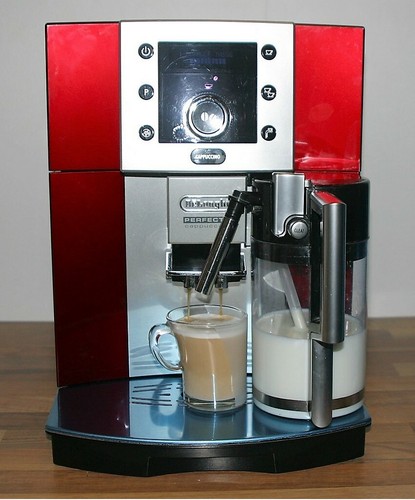 De Longhi ESAM 5500 Weinrot  Espressomaschine mit 1 Jahr Garantie NP1399,--