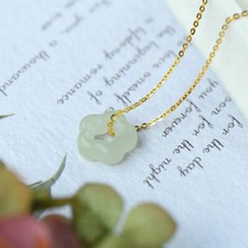 Natural Green Jade Flower Pendant Floral Crystal Choker Dainty Necklace Gift