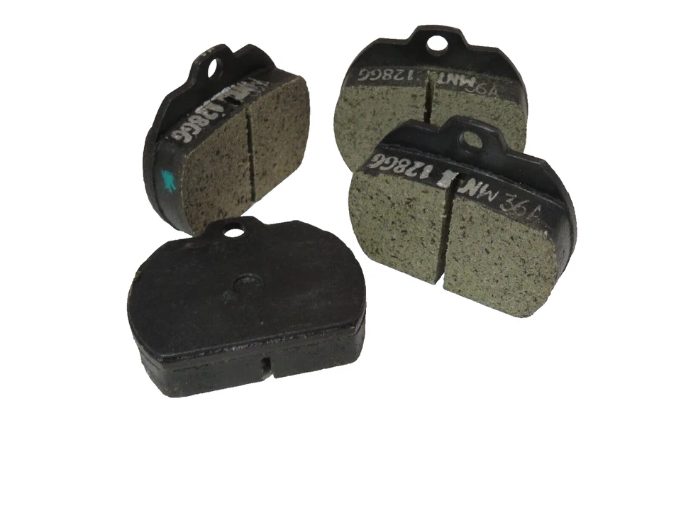 Juego de pastillas de freno delanteras Mintex para Volkswagen VW Karmann Ghia Foto 4 de 4