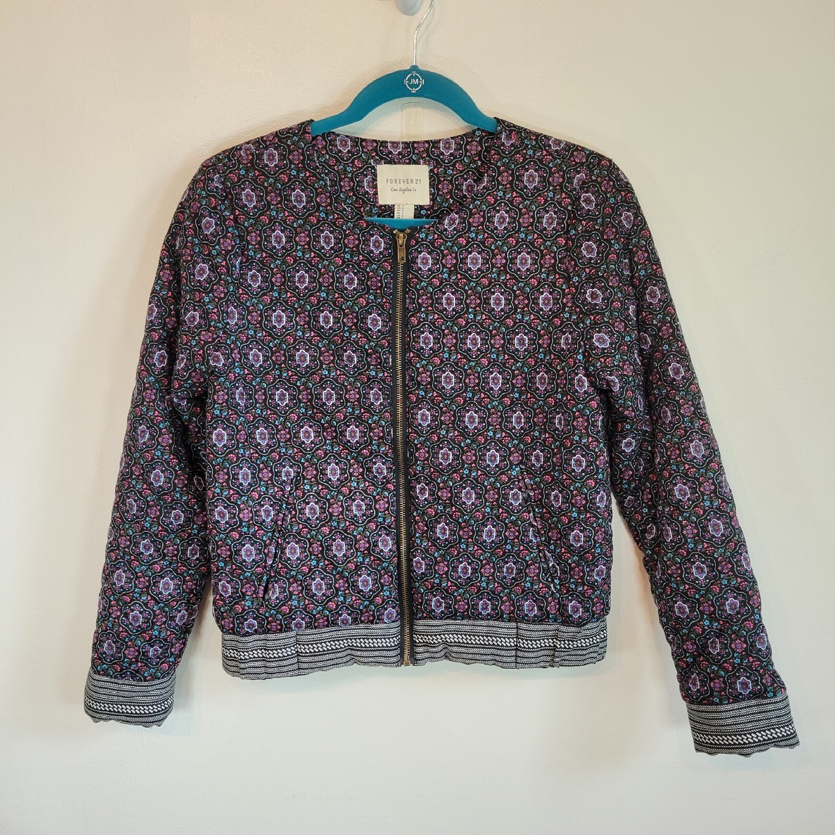 Forever 21 Womens Black with Geometric Pattern Quilted Full Zip