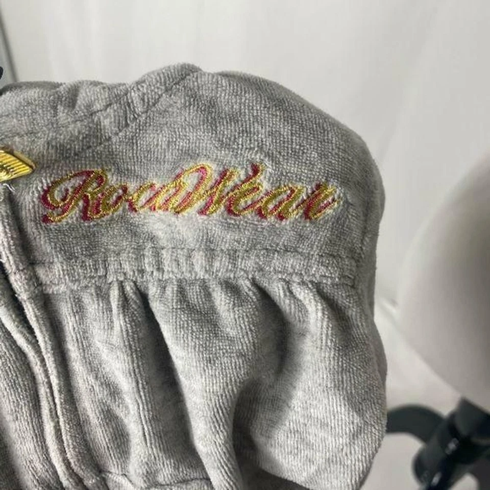 Sudadera para niña talla 12 meses Rocawear gris terciopelo cremallera completa con capucha infantil Foto 4 de 4