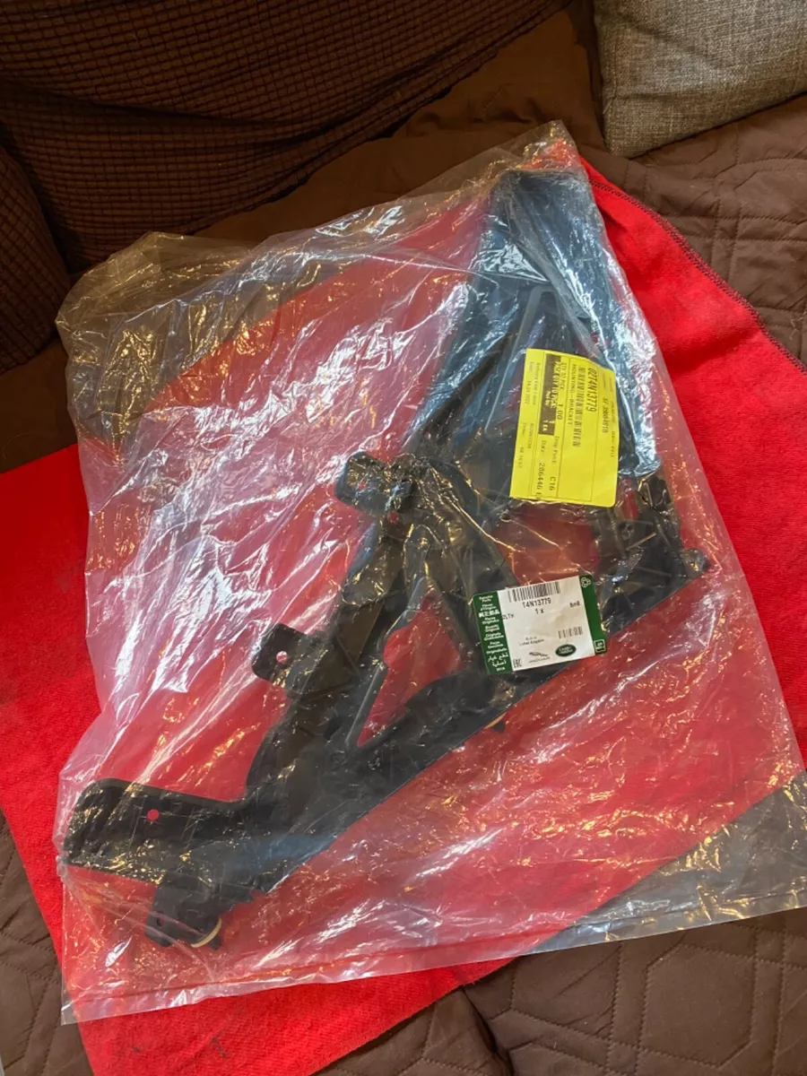 JAGUAR XE LEFT REAR BUMPER MOUNTING BRACKET T4N13779 | eBay