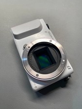 Sony NEX-3N 16MP 180° Flip Screen APS-C Mirrorless Camera Body  White 90% new