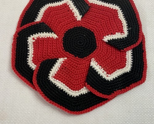 Vintage Hand Crocheted Potholder, Hot Pad, Flower Design, Round, Red, Black - Picture 6 of 9