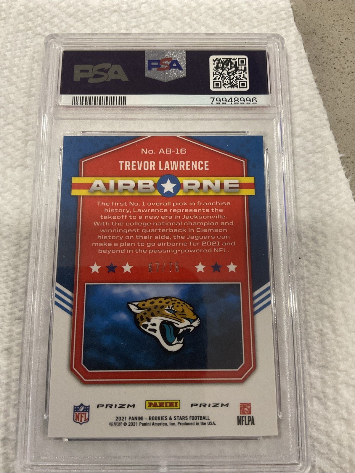 2021 Panini Rookies & Stars Airborne Trevor Lawrence #AB-16 Pink Prizm /75 PSA10 view 3