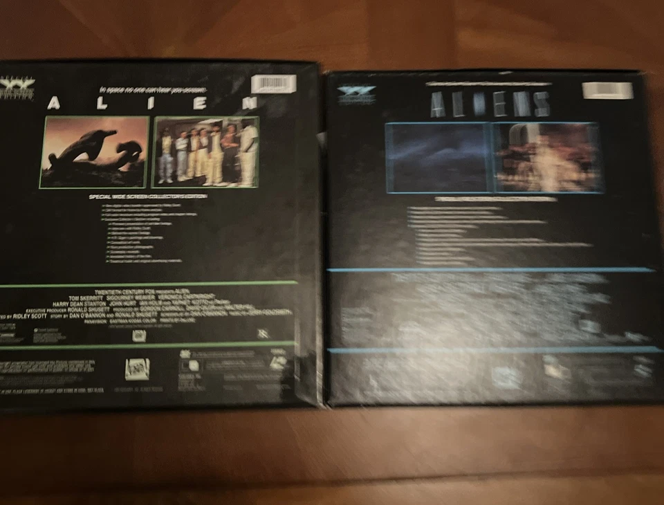 Alien & Aliens Special Widescreen Collector's Edition LaserDisc Box Set Weaver - Image 4 of 4