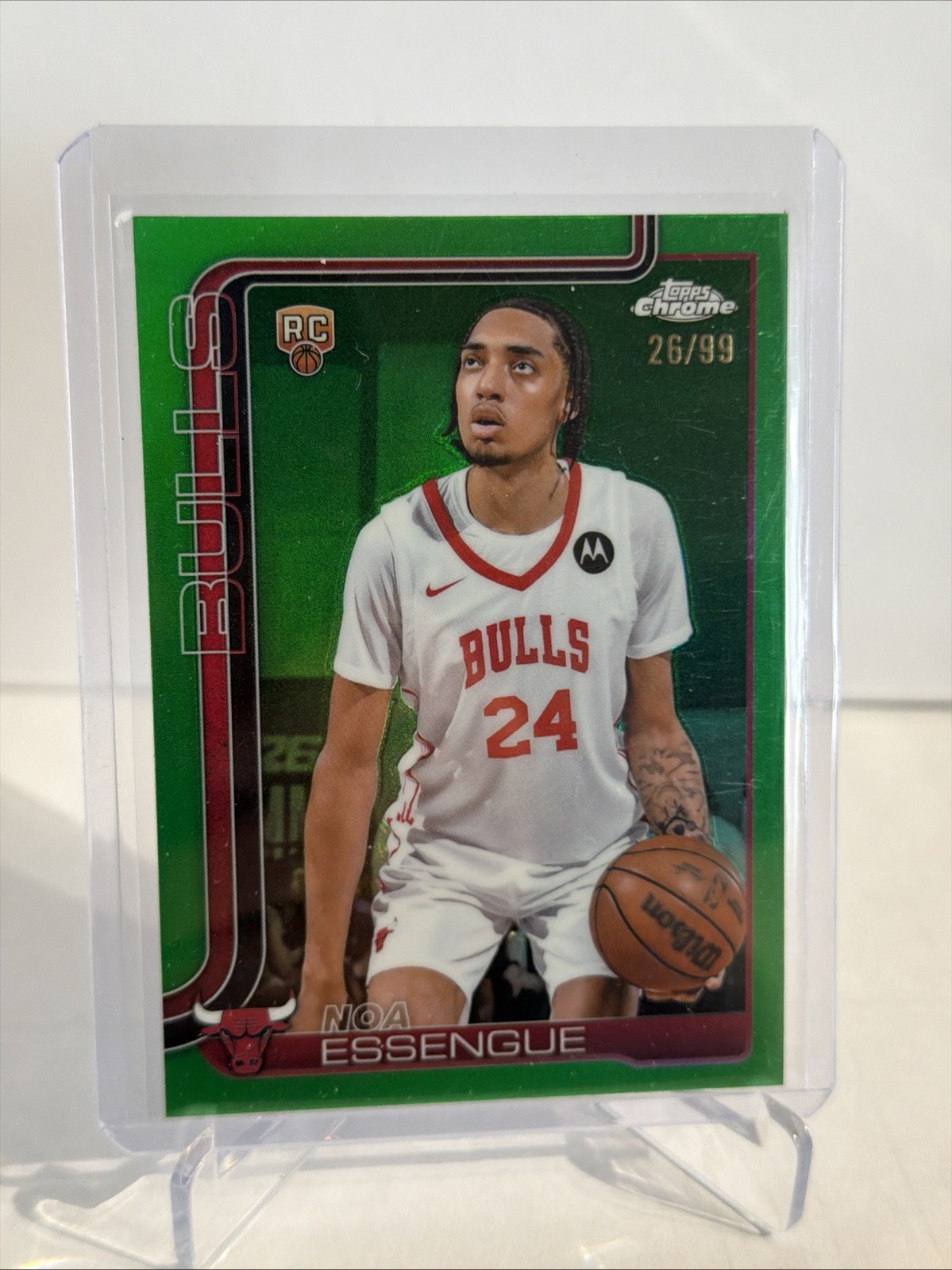 NOA ESSENGUE 2025-26 Topps Chrome Rookie True Green Refractor /99 Bulls #262