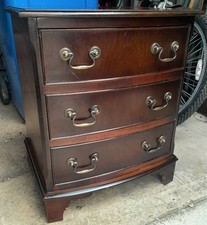 Georgian Style Hardwood Flame Chest of Drawers. 3 Drawers. H62cm W20cm