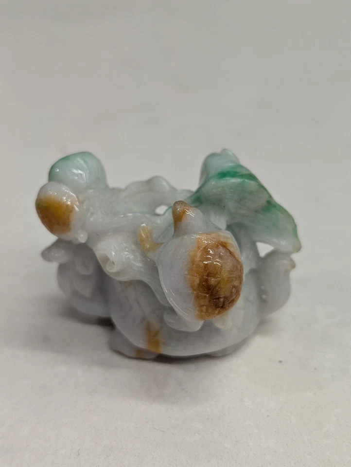 Miniatura Ruyi Dragón Tortuga Pez, Jade y Amarillo Birmania Jadeíta Piedra Estatua Foto 2 de 4