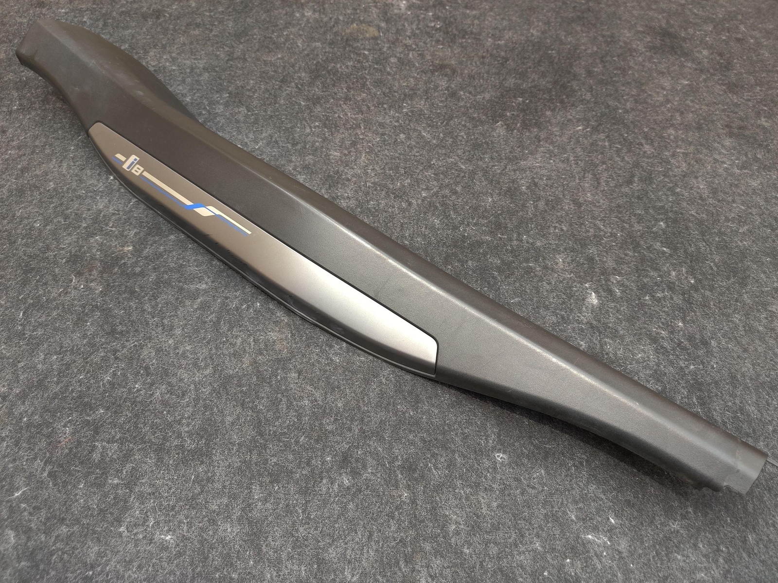 Right Side Entry Cover Strip Sill Trim Cover 51477314938 OEM BMW i8 2014-19 NOTE