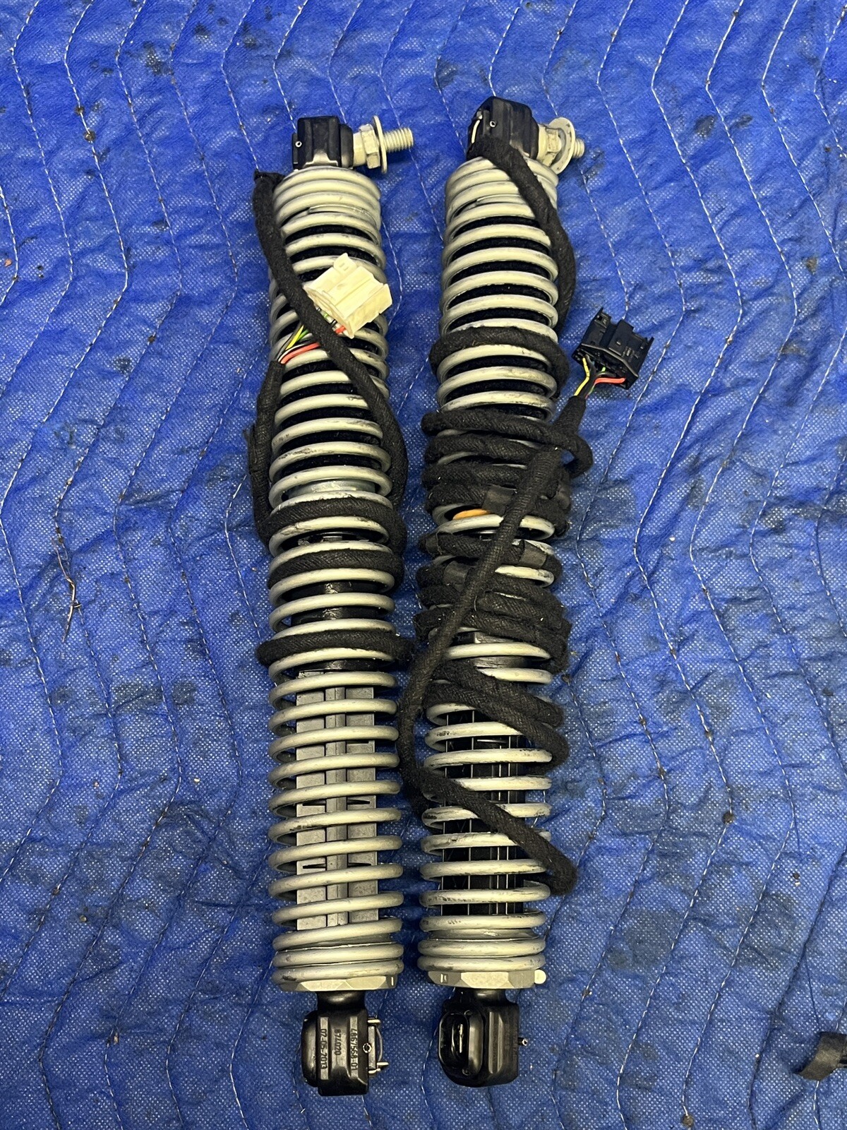 Picture 1 of 6