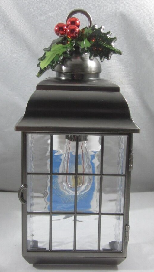 Bath & Body Works Wallflower Light-up Holly Lantern Plug-in Diffuser