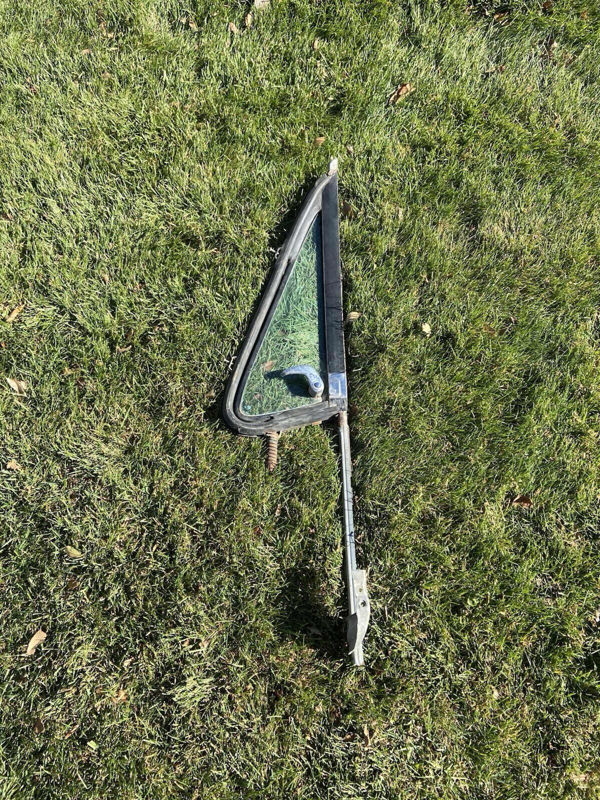 Picture 2 of 3