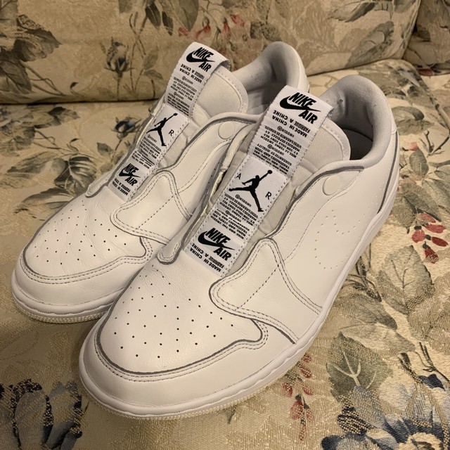 Size 8 - Jordan 1 Retro Low Slip White 
