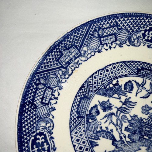 Antique Vintage Ornate Willow Ware By Royal China Transferware Saucer - Picture 2 of 7