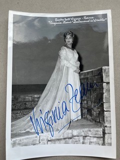 A) Photograph 12x18cm Autograph Virginia Zeani Soprano Romania USA Theatre B