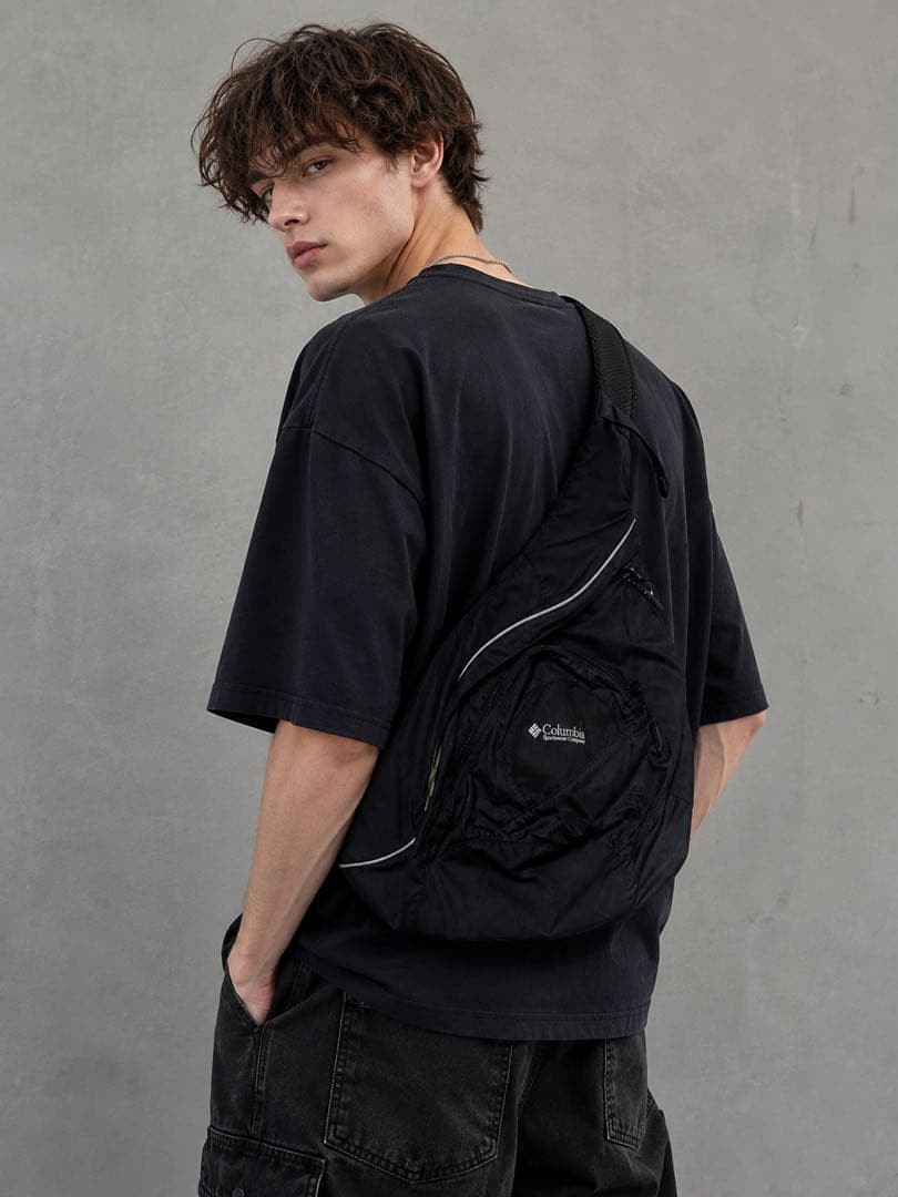 Columbia Y2K Sling Bag One Shoulder Black Used - Gem