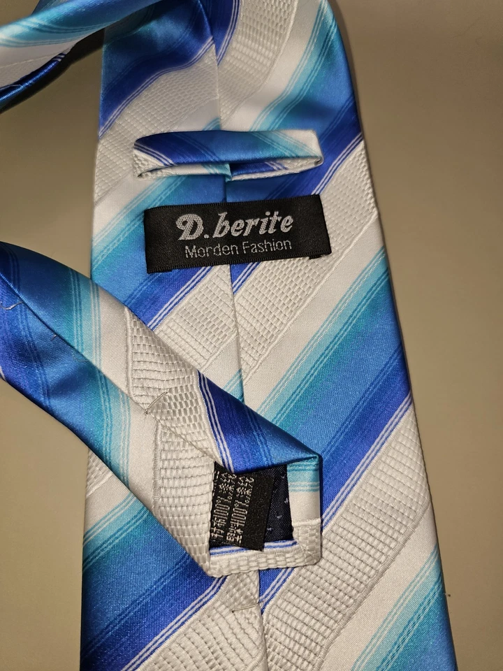 Corbata formal de moda D Berite para hombre Morden azul blanco a rayas 58 x 3,5 pulgadas Foto 2 de 4