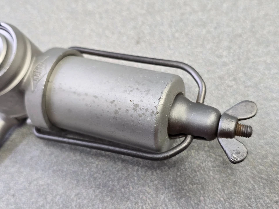 NICE USED ORIGINAL KARCO PORSCHE 356B 356C 356SC FUEL TANK PETCOCK SHUTOFF VALVE - Image 3 of 4