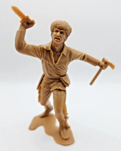 Vintage 1960s Marx Davey Crocket 6" Figure with Knife & Hatchet Fully Intact. f3