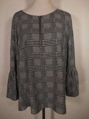 Beautiful Women's XL Apt. 9 Black Hounds-Tooth Plaid Design LS Blouse