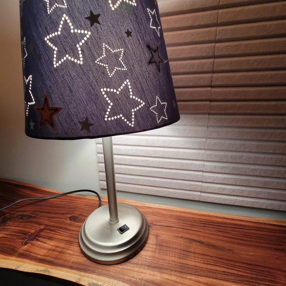 Circo Table Lamp 18 In Tall Blue Star Fabric Shade Metal Base Plug Felt Bottom - Image 2 of 4