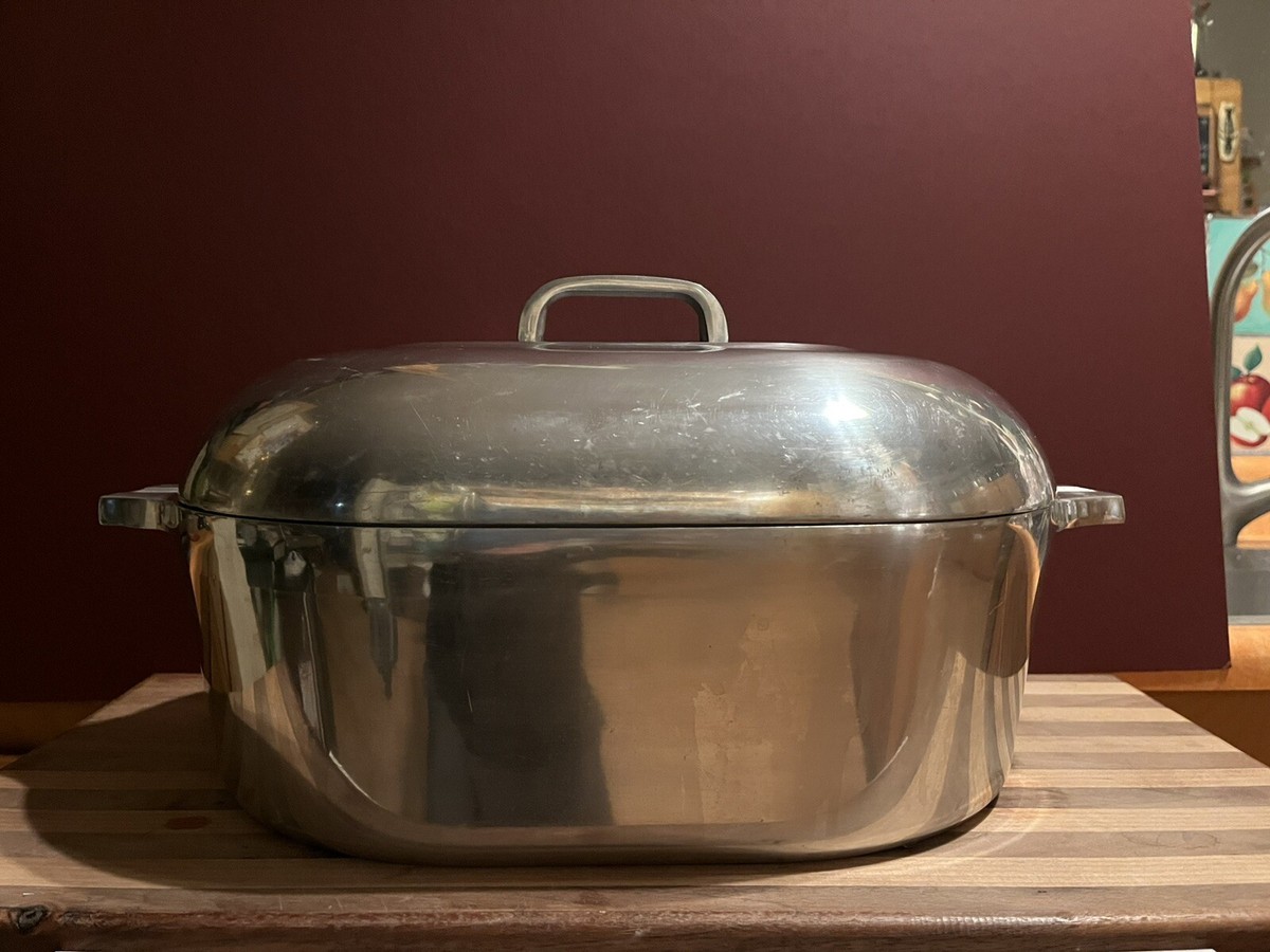 Magnalite GHC USA 13 QT Roaster Dutch Oval OVAL 11 9/16 x 18 1/2