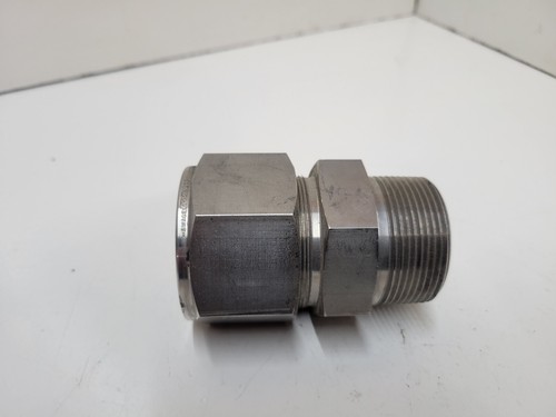 Swagelok 1.5in. Tube Compression X 1.5 in. NPT Stainless Steel 316
