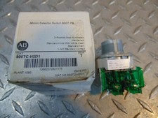 NEW ALLEN BRADLEY 800TC-H2D1 SER T 2-POSITION SWITCH missing knob & rings