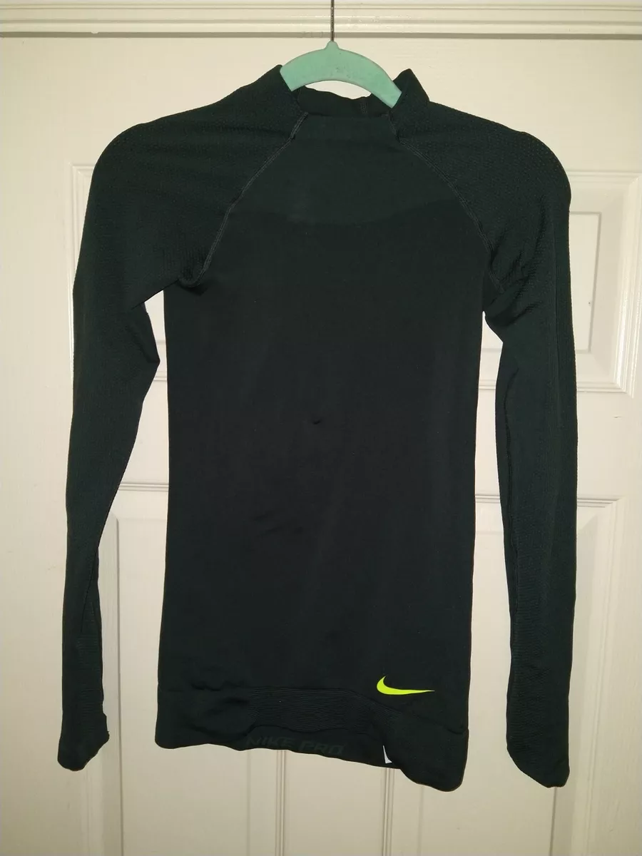 Nike Pro Hyperwarm Green Long Sleeve Training Shirt Women s sz