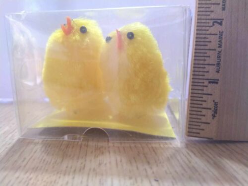 4 Large Yellow Chenille Chicks for Easter Decorating 2" high New - Picture 4 of 4