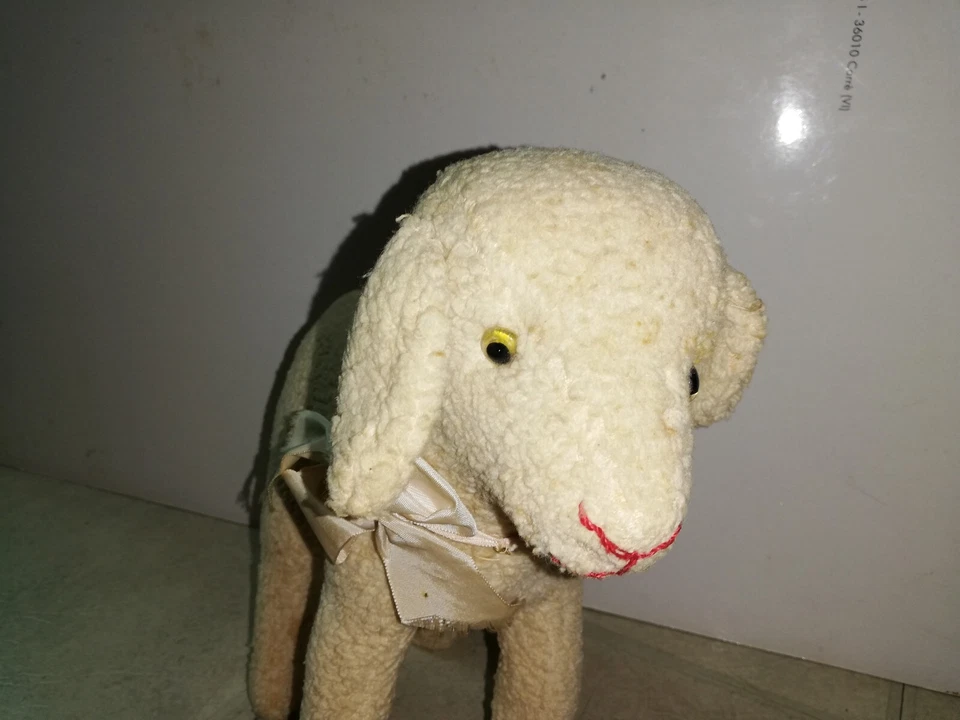 PELUCHE ANCIENNE-JOUET-MOUTON AVEC RUBAN.ANNEE 30-STEIFF? 30 cm DE HAUT.BEL ETAT - Photo 4/4