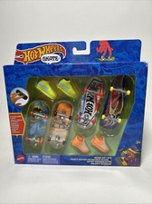 Hot Wheels Skate Tricked Out Pack Exclusive Fingerboards and Shoes Mattel NEW