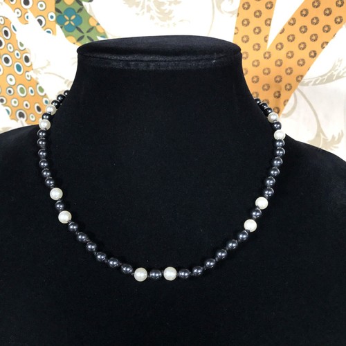 2 Necklace Lot Set Hematite Beads Faux Pearl Gray Beaded Knotted Toggle Healing - Picture 3 of 8