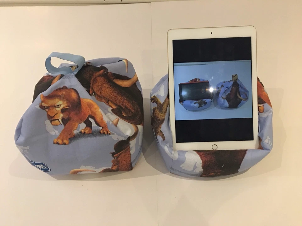 Ice Age - iPad tablet cushion Bean bag stand holder fits all tablets kindle - Image 2 of 4