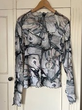 Monki LS Mesh top sz M