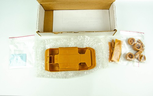 Fisher 1/24 1969 Ferrari 312P Spyder Resin Modellauto Bausatz Nr. 2404 - Bild 3 von 5