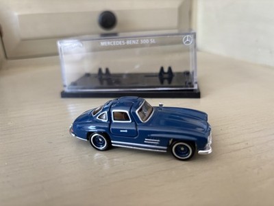Hot Wheels Premium Mercedes-Benz 300 SL Blue Diecast 1:64 w/ Case & Stand