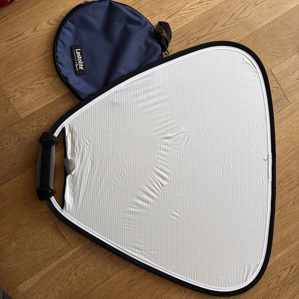 Manfrotto Lastolite Trigrip Reflector, Reversible Lightweight, unused. - Image 3 of 4