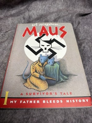 Maus I: A Survivor's Tale: My Father Bleeds History by Art Spiegelman