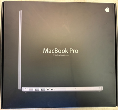 Apple MacBook Pro 17