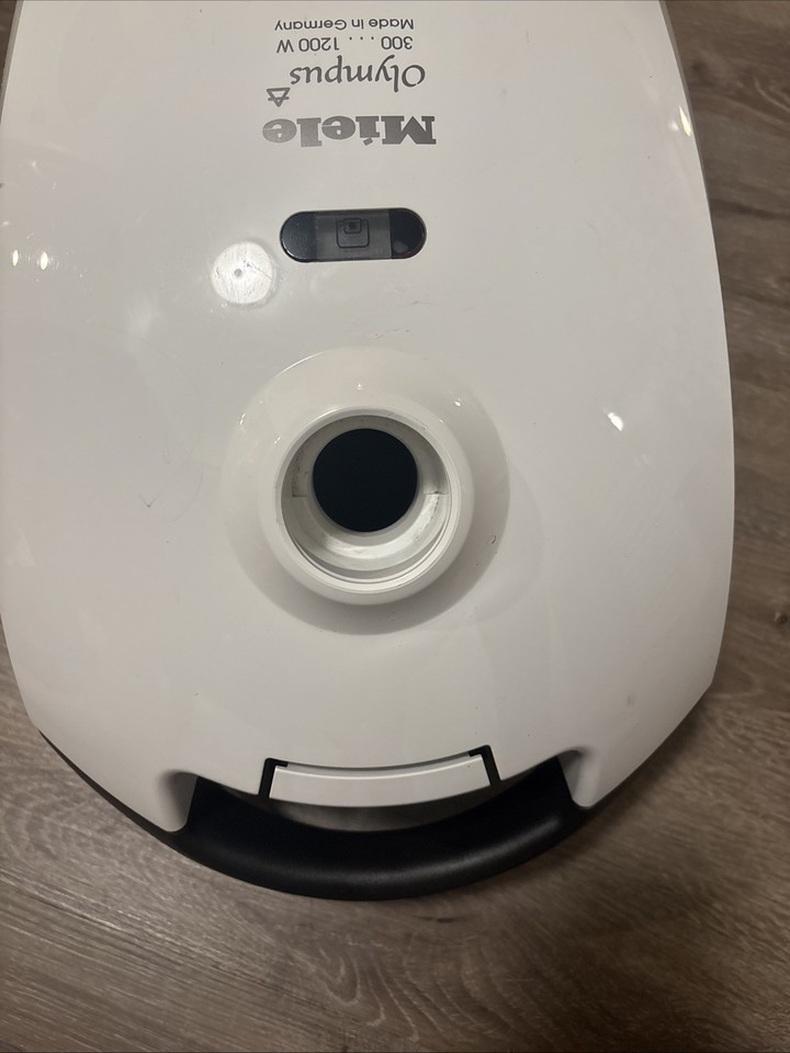 Miele Olympus S2121 Vacuum Cleaner Canister ONLY White Corded Germany ...