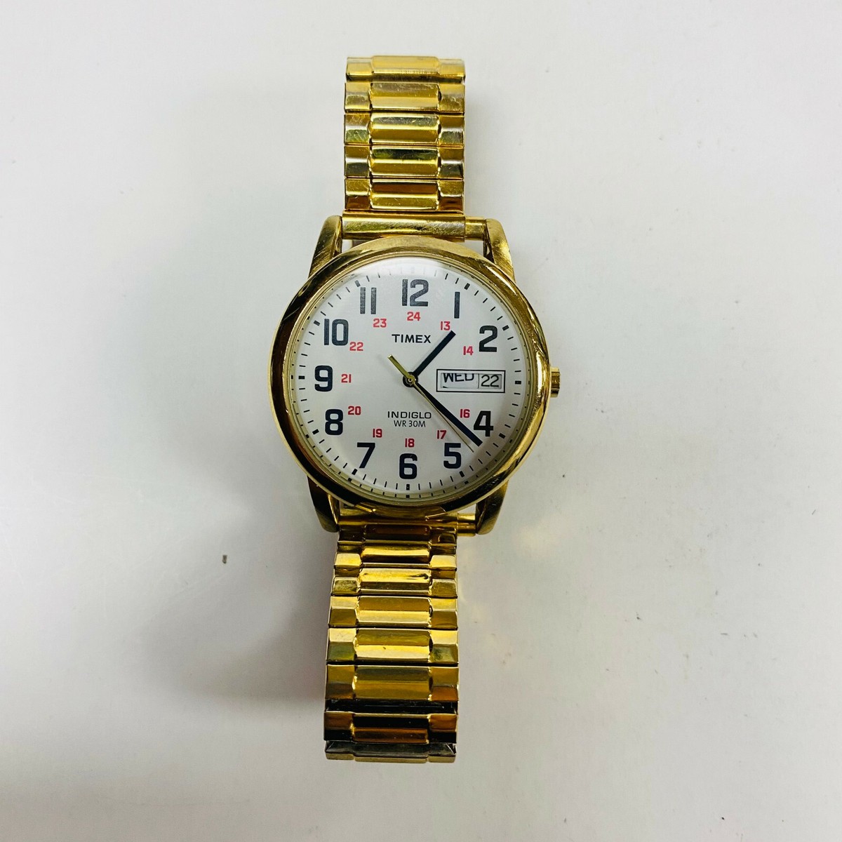 f699 Vintage Timex Indiglo Men's Wrist Watch Stainless Silver Gold