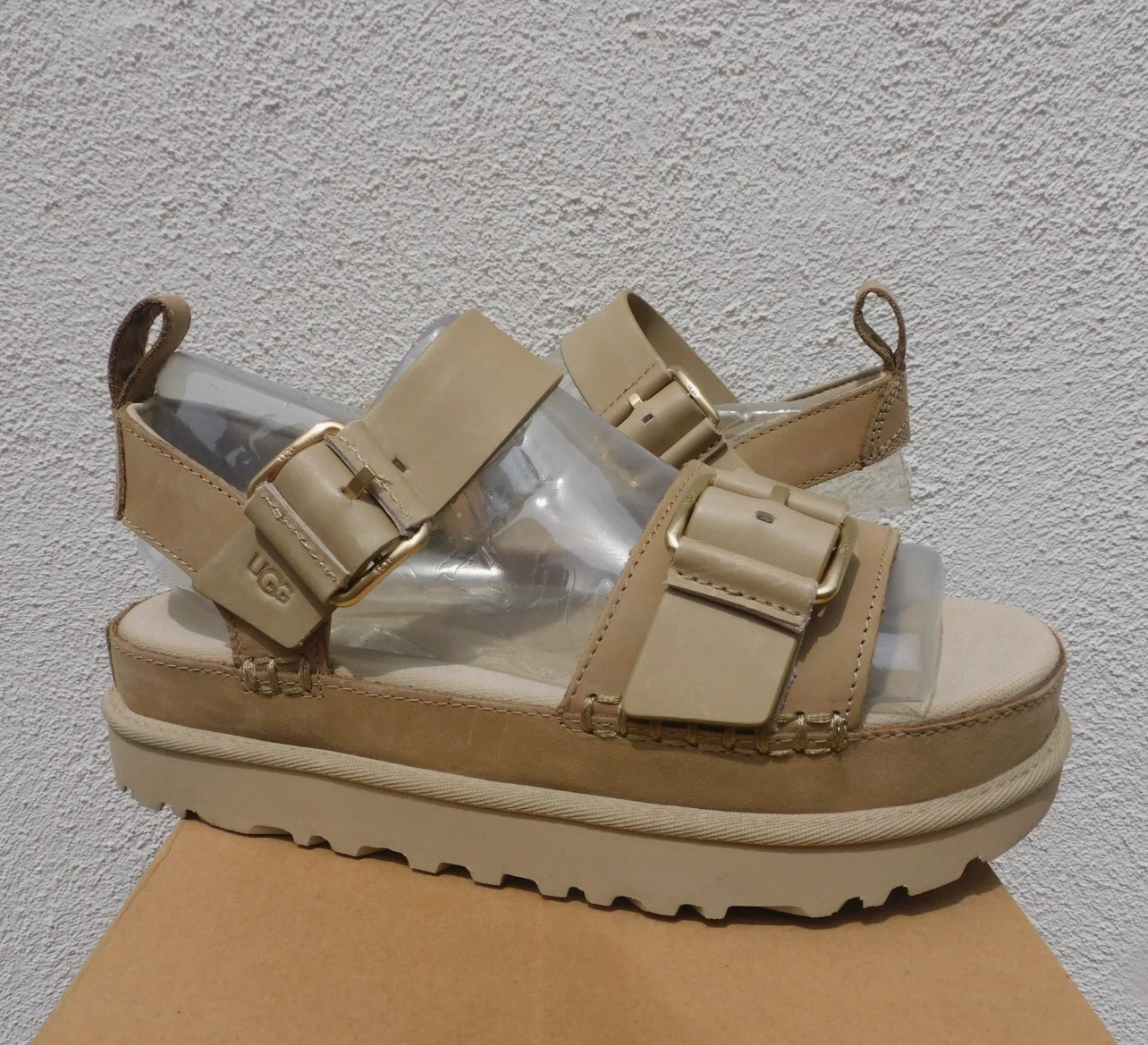 SANDALI CON CINTURINO UGG SENAPE SEED GOLDENS VILLA PLATFORM US 8 EUR 39 ~NUOVI